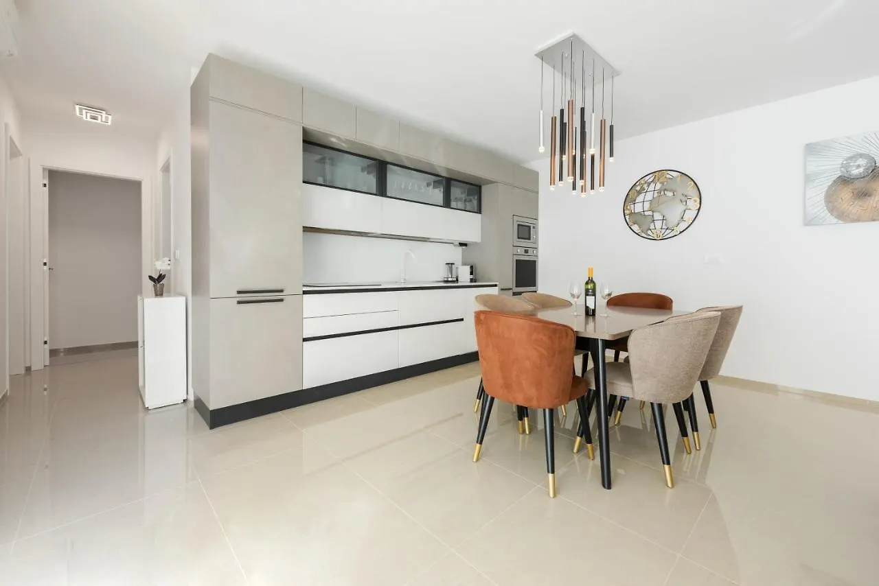 Apartment Apartman Nika Banjole