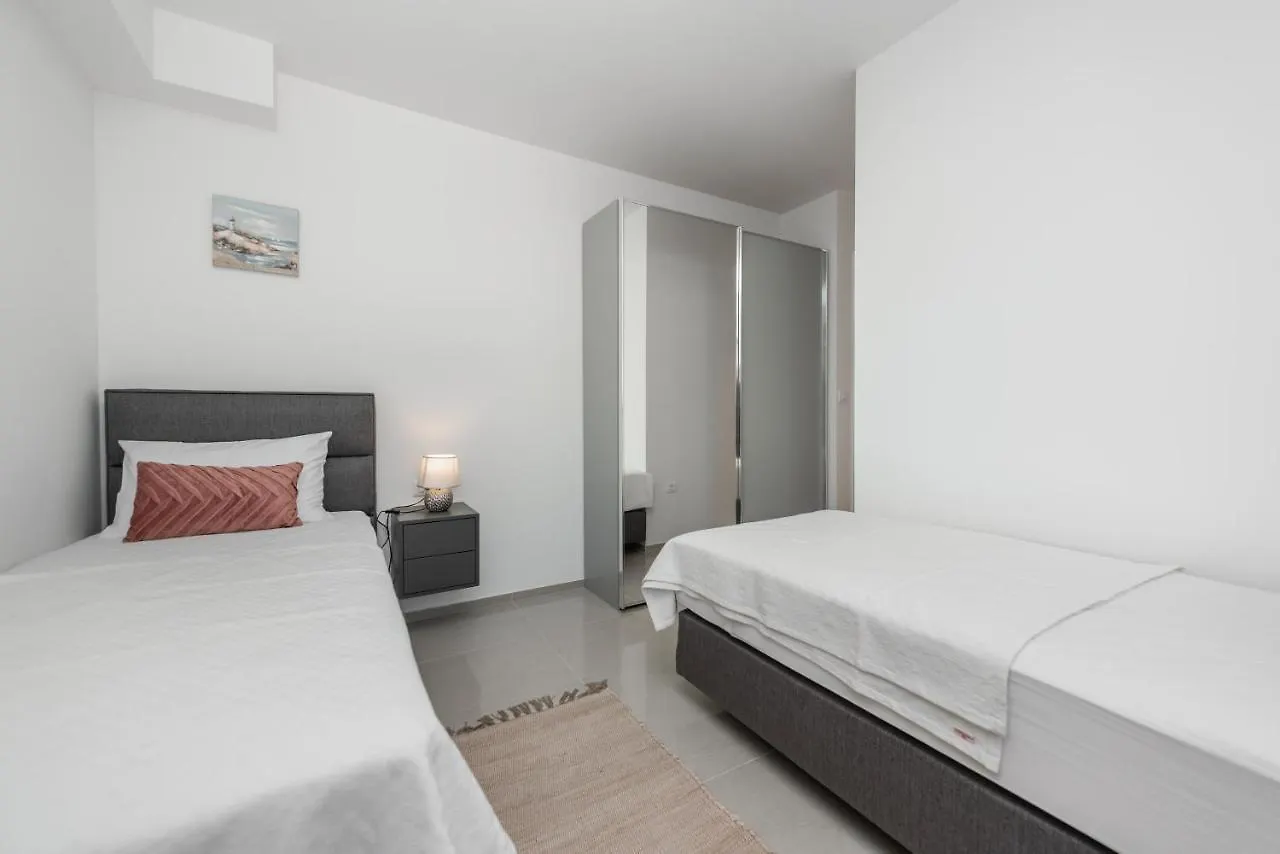 Apartman Nika Banjole Apartment